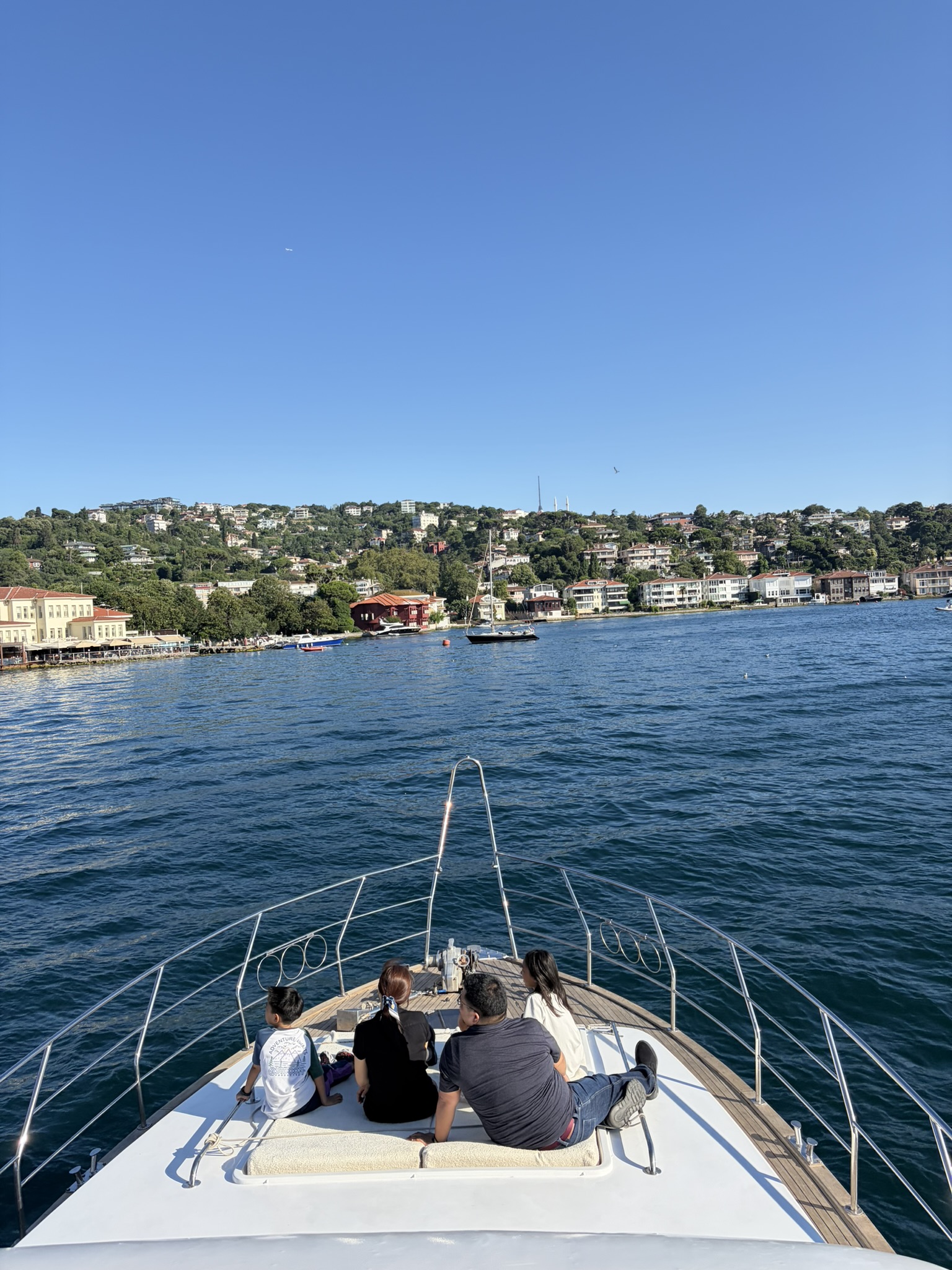 Short Bosphorus Cruise Istanbul 2026 — From €34, 2 Hours